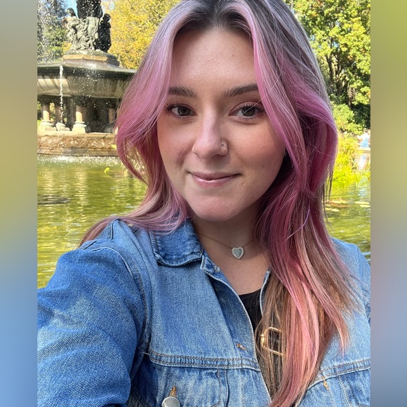 Welcome in ✌️ I’m Nicole! - Picture 1 of 3